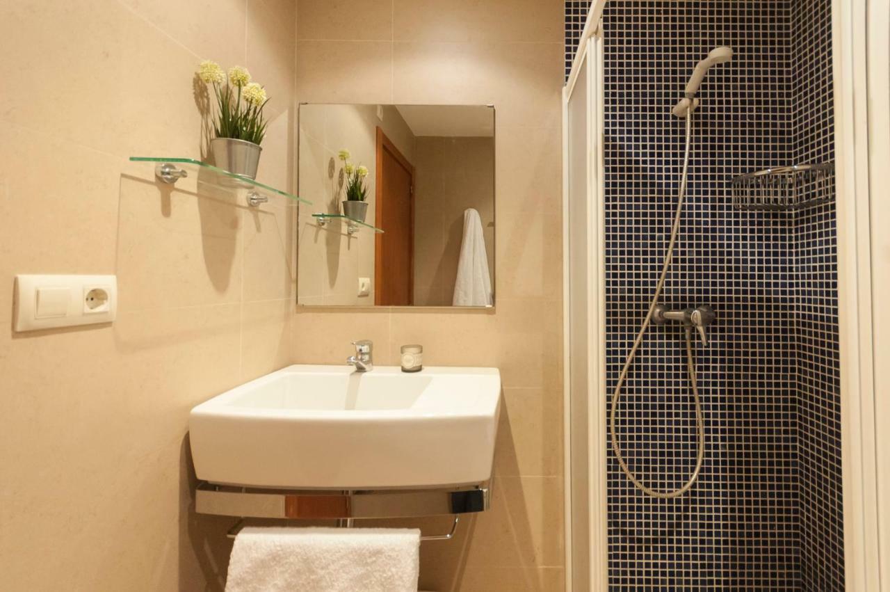 Lets Holidays Apartment Can Telm Tossa de Mar Extérieur photo